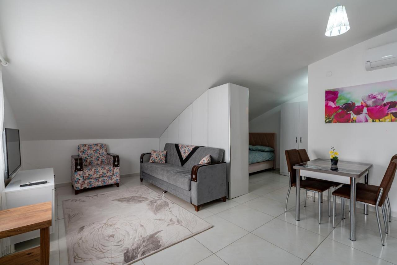 Sare Suites Downtown Antalya Exterior photo