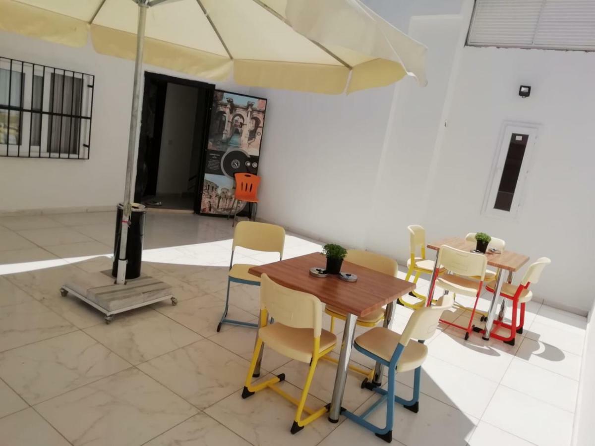 Sare Suites Downtown Antalya Exterior photo